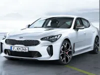 Usado Kia Stinger GT-Line 200 CV (147 kW) 2017 Negro Utilitario