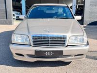 Usado Mercedes C220 Elegance 150 CV (110 kW) 1996 Beige Berlina