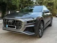 Usado Audi Q8 S-line plus 286 CV (210 kW) 2022 Gris SUV