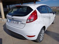 Usado Ford Fiesta Trend 75 CV (55 kW) 2016 Blanco Berlina