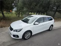 Usado Peugeot 308 SW Allure 130 CV (95 kW) 2021 Blanco Familiar