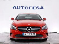 Usado Mercedes CLA200 Shooting Brake Urban 136 CV (100 kW) 2018 Rojo Familiar