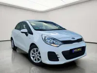 Usado Kia Rio 84 CV (61 kW) 2016 Blanco Utilitario