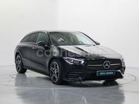 Usado Mercedes CLA200 Shooting Brake 150 CV (110 kW) 2023 Gris / plata Familiar