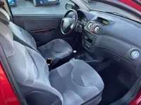 Käytetty Citroën C2 75 HP (55 kW) 2005 Punainen Viistoperä
