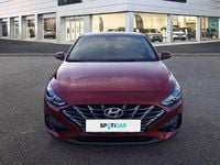 Usado Hyundai i30 110 CV (80 kW) 2023 Rojo Utilitario