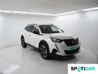 Usado Peugeot 2008 Allure 131 CV (96 kW) 2022 Blanco SUV