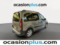 Usado Peugeot TePee Outdoor 100 CV (73 kW) 2015 Marrón Familiar