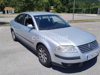 Usado VW Passat Edition 130 CV (95 kW) 2003 Gris / plata Familiar