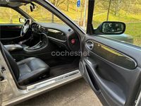 Usado Jaguar XJR 370 CV (272 kW) 1999 Gris / plata Berlina