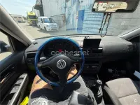 Usado VW Golf IV 110 CV (80 kW) 2002 Gris / plata Berlina