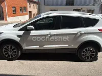 Usado Ford Kuga Titanium 150 CV (110 kW) 2016 Blanco SUV