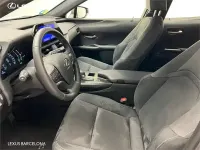Usado Lexus UX 300h 199 CV (146 kW) 2025 Gris SUV