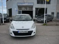 Usado Renault Clio II 75 CV (55 kW) 2010 Blanco Berlina