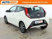 Usado Toyota Aygo X-play 69 CV (50 kW) 2019 Blanco Utilitario