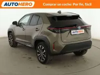 Usado Toyota Yaris Cross Active 116 CV (85 kW) 2022 Verde SUV