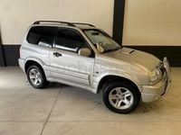 Usado Suzuki Grand Vitara 110 CV (80 kW) 2005 Gris / plata SUV