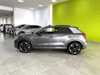 Usado Audi Q2 S-Line 150 CV (110 kW) 2024 Gris / plata SUV