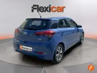 Usado Hyundai i20 100 CV (73 kW) 2018 Azul Berlina