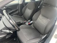 Usado Peugeot 208 Active 75 CV (55 kW) 2016 Blanco Utilitario