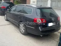Usado VW Passat Highline 140 CV (102 kW) 2006 Marrón Familiar