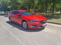 Usado Opel Insignia Business 136 CV (100 kW) 2017 Rojo Familiar