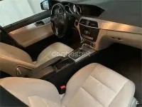 Usado Mercedes C220 Avantgarde 170 CV (125 kW) 2013 Gris / plata Berlina