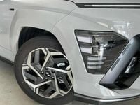 Usado Hyundai Kona N Line 129 CV (94 kW) 2025 Gris/plata SUV