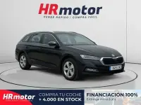 Usado Skoda Octavia Ambition 150 CV (110 kW) 2022 Negro Familiar