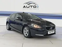 Usado Volvo V40 Kinetic 115 CV (84 kW) 2014 Negro Berlina