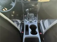 Usado Audi A4 120 CV (88 kW) 2012 Gris / plata Berlina