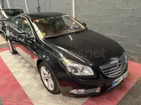 Usado Opel Insignia Sport 160 CV (117 kW) 2011 Negro Berlina
