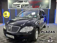 Usado SsangYong Rodius Limited 165 CV (121 kW) 2012 Negro Monovolumen