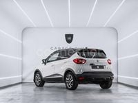 Usado Renault Captur Zen 120 CV (88 kW) 2016 Blanco SUV