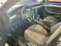 Usado VW Passat Business 150 CV (110 kW) 2021 Negro Familiar