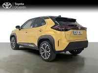 Usado Toyota Yaris Hybrid Style 116 CV (85 kW) 2022 Amarillo Pickup/Camioneta