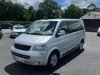 Usado VW Multivan Highline 174 CV (127 kW) 2003 Gris / plata Monovolumen
