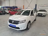 Usado Dacia Sandero Ambiance 75 CV (55 kW) 2015 Blanco Berlina