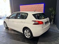 Usado Peugeot 308 Active 131 CV (96 kW) 2021 Blanco Berlina