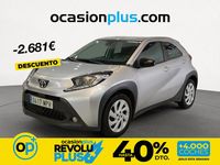 Usado Toyota Aygo X Play 72 CV (52 kW) 2024 Gris / plata SUV