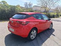 Usado Opel Astra Dynamic 110 CV (80 kW) 2018 Rojo Berlina