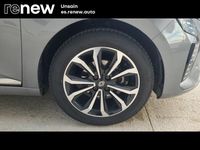 Käytetty Renault Clio V Techno 100 HP (73 kW) 2025 Harmaa Sedan