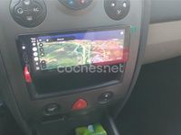 Usado Renault Mégane II Dynamique 130 CV (95 kW) 2007 Gris / plata Berlina