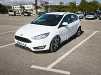 Usado Ford Focus Trend 120 CV (88 kW) 2016 Blanco Berlina
