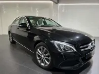 Usado Mercedes C180 156 CV (114 kW) 2017 Negro Berlina