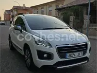 Usado Peugeot 3008 Style 120 CV (88 kW) 2015 Blanco Familiar
