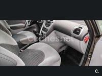 Usado Citroën Xsara Picasso Exclusive 92 CV (67 kW) 2009 Beige Monovolumen