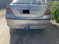 Usado Ford Mondeo Futura 130 CV (95 kW) 2006 Gris / plata Berlina