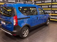 Usado Dacia Dokker Stepway 75 CV (55 kW) 2018 Blanco Monovolumen