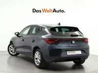 Usado Seat Leon Style 130 CV (95 kW) 2022 Gris